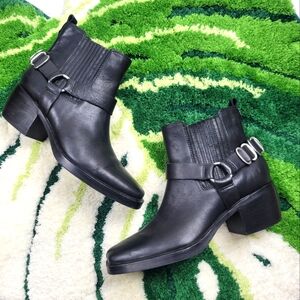 Sam Edelman "BELLAMIE" boot